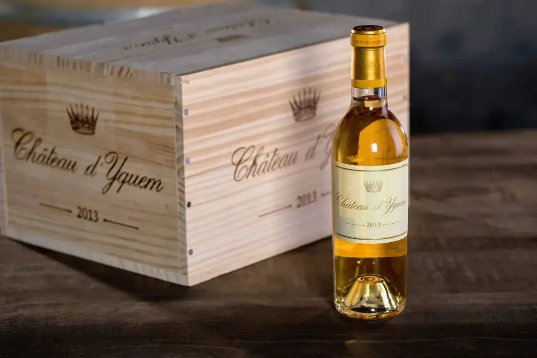 甜酒黃金標準：2025十大最佳蘇玳貴腐甜白葡萄酒